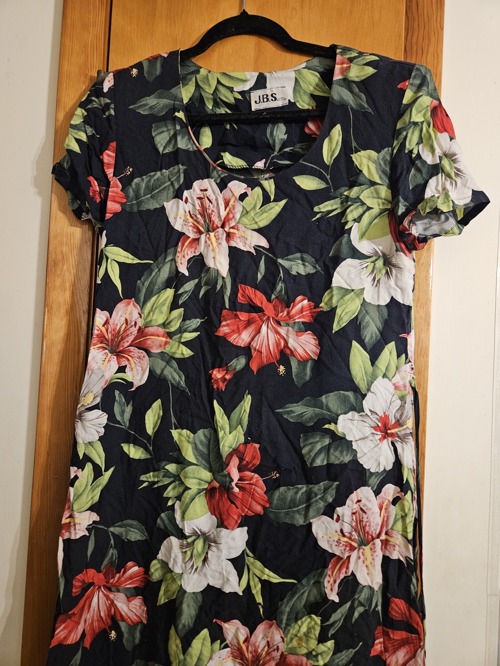 J.B.S. Women's Navy Floral Short-Sleeve Dress
